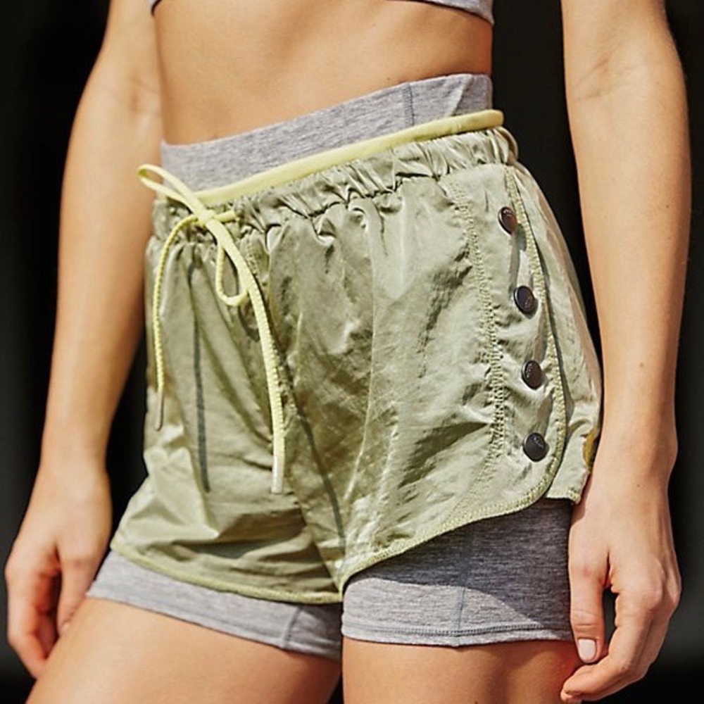 NWT FREE PEOPLE Opal Shorty Shorts